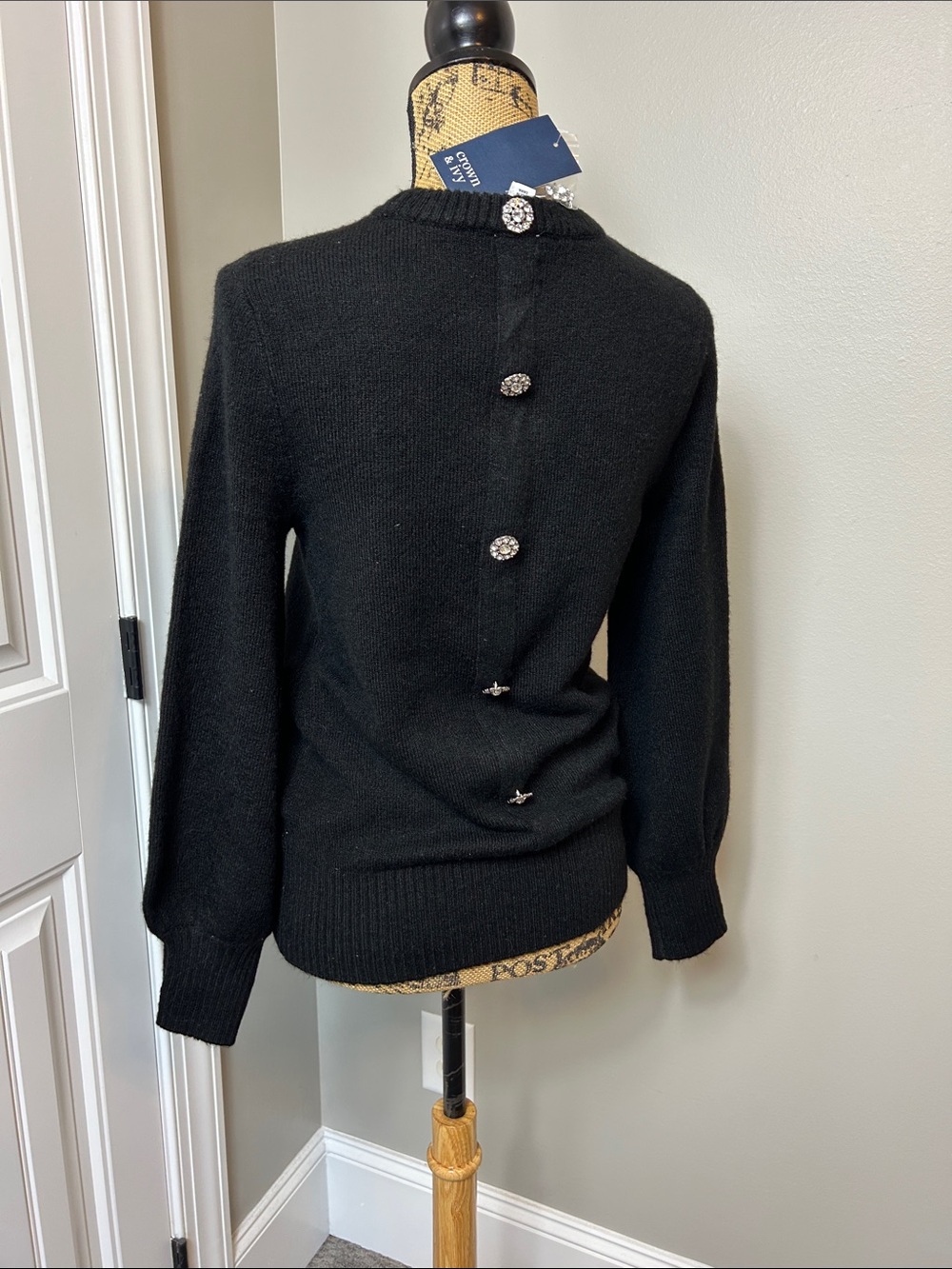 NWT Crown & Ivy black sweater small - Picture 6 of 13